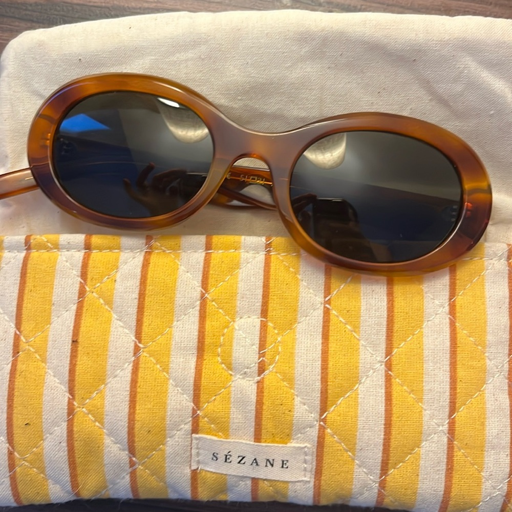 Sézane Alma Sunglasses - Tortoise